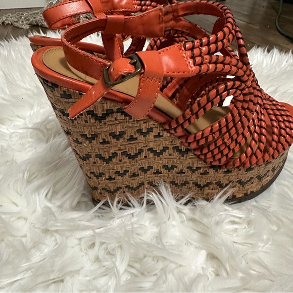 Multicolor strappy wedges size 10 - Picture 4 of 8